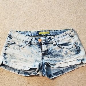 YMI WannaBettaButt Shorts Sz 3